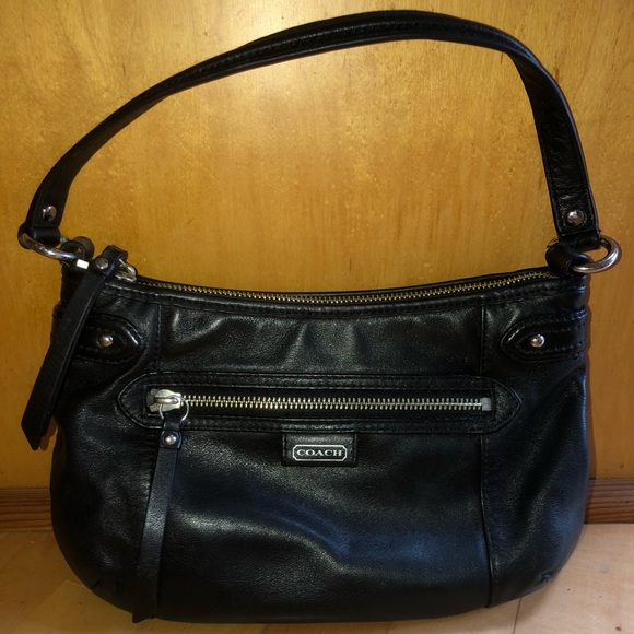 Coach Handbags - COACH HANDBAG